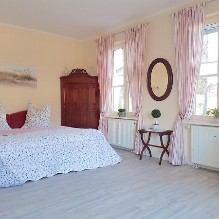 Ferienwohnungen Im Haus Boree Prerow Exteriér fotografie